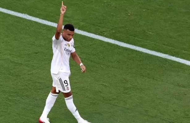 مبابي يُعزز تقدم ريال مدريد أمام موناكو بالهدف الثاني 