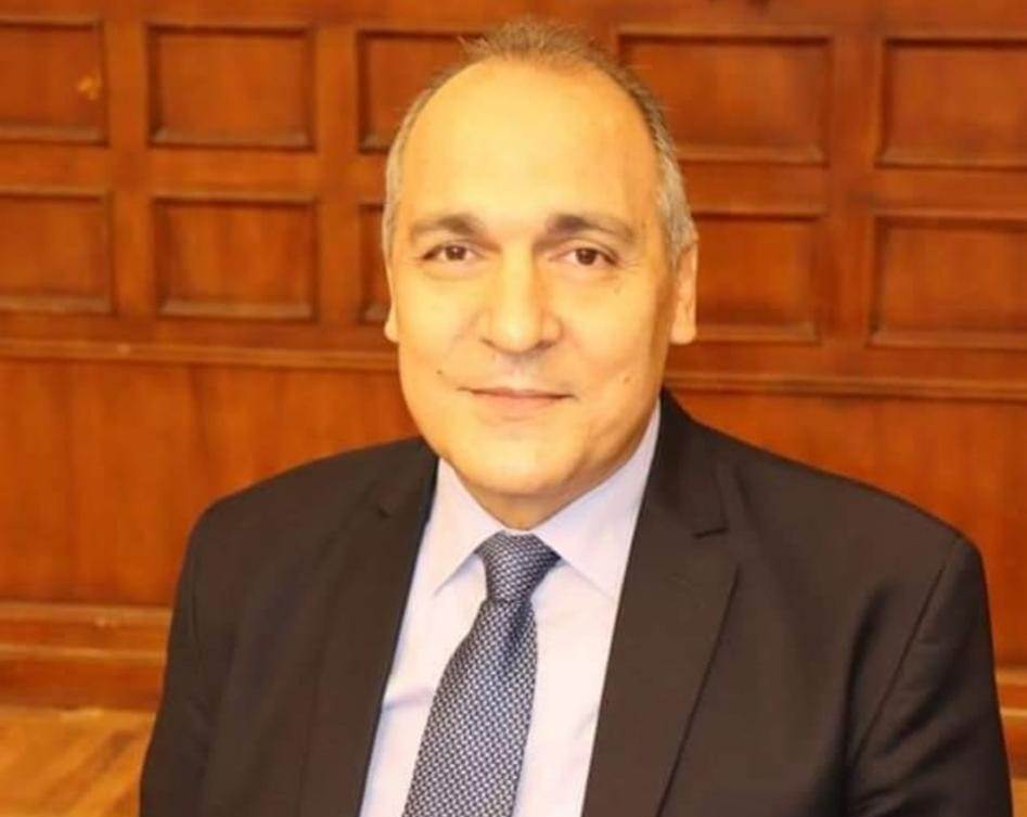  محمد عطية وكيل أول الوزارة مدير مديرية التعليم  