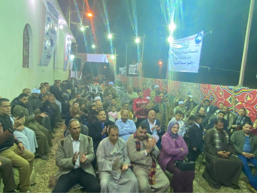 عمال مستقبل وطن أسيوط ووحدة علوان ينظمان مؤتمرا جماهيريا لدعم مرشحي الحزب بالمركز  