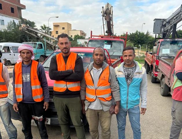 رئيس جهاز بدر يشهد إسطفاف شركات الصيانة لرفع كفاءة الإنارة.. صور