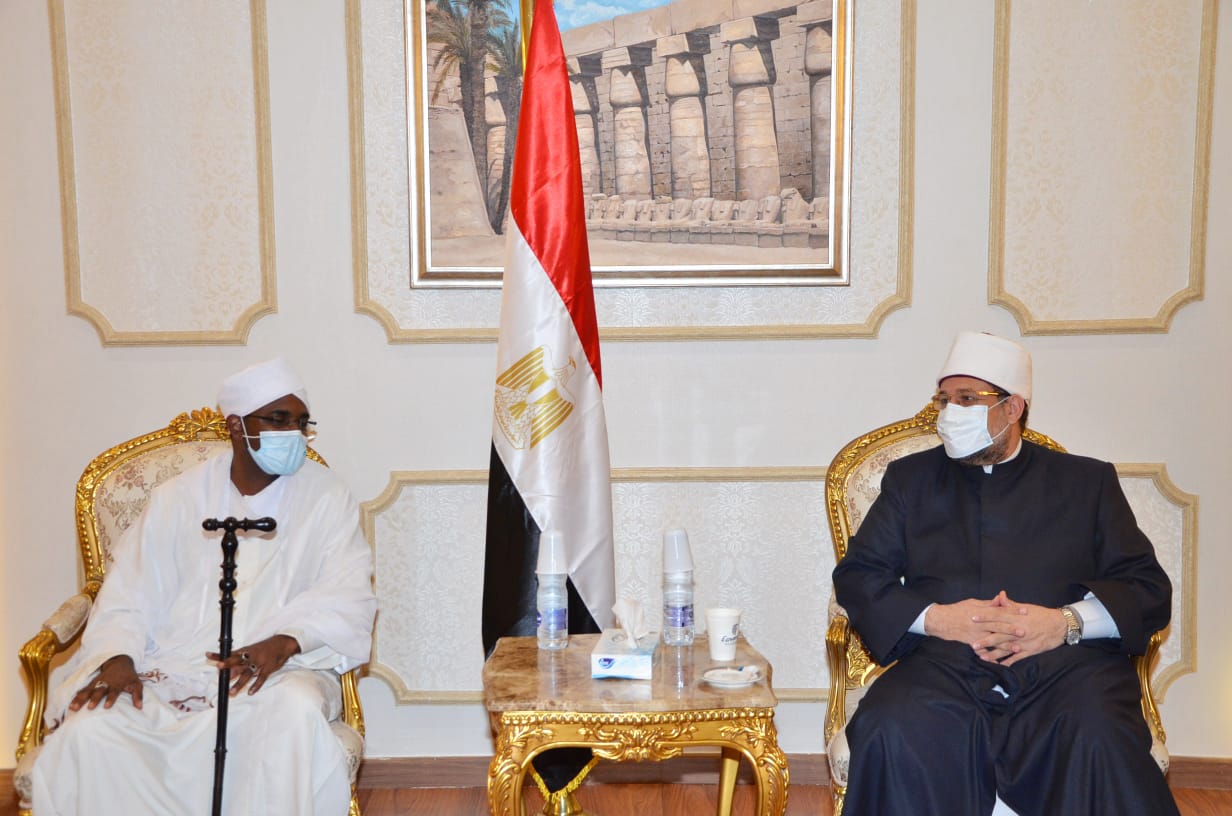 وزير الاوقاف ونظيره السوداني