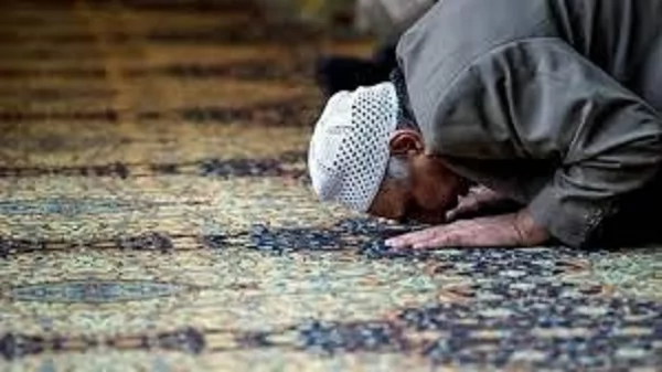 الصلاة علاج روحي للقلق والاكتئاب فما ضابط الطمأنينة المُحقق فيها 