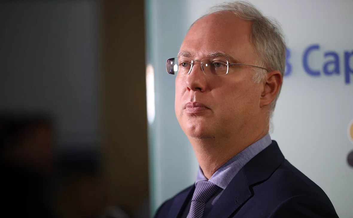 دميترييف يجرى محادثات بشأن التسوية الأوكرانية 