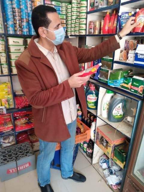 إعدام أغذية فاسدة بالشرقية
