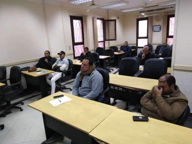 دورة تدريبية للمهندسين والكيميائيين والفنيين بمياه الشرب والصرف الصحي بالشرقية
