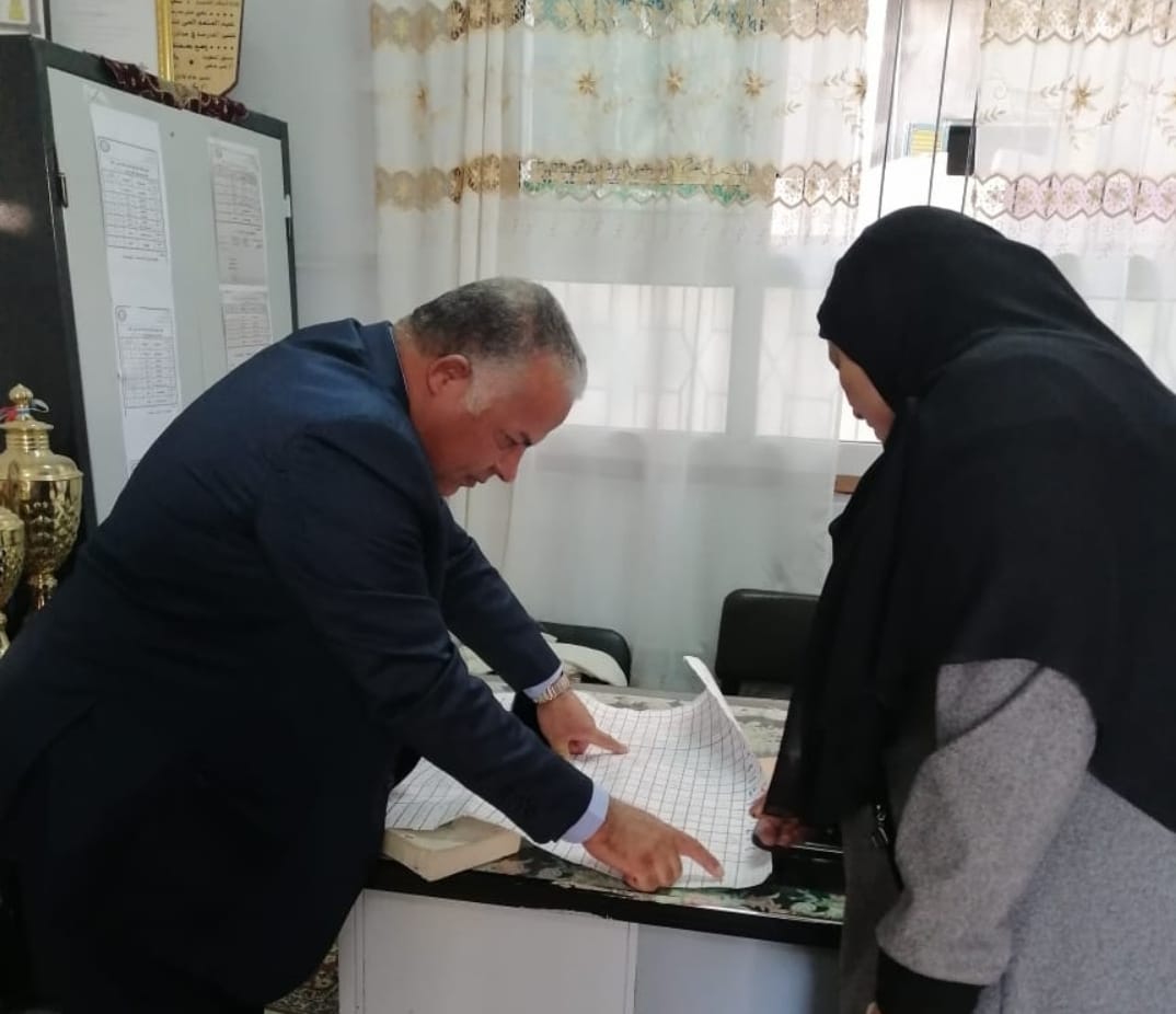 وكيل الوزارة يتفقد انطلاق الدراسة بمدارس مدينة مرسى مطروح