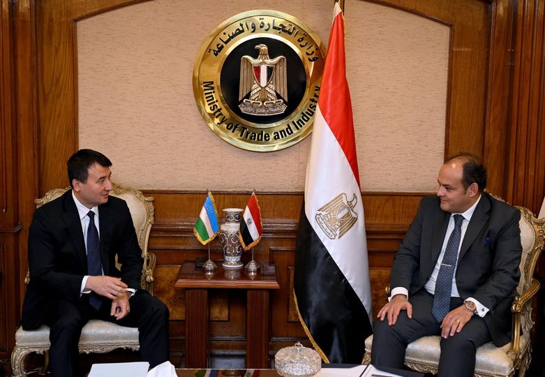 وزير التجارة يستقبل نائب رئيس الوزراء أوزباكستان