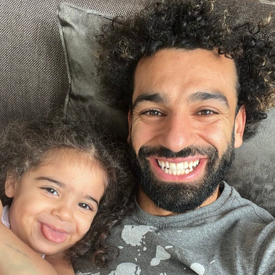  محمد صلاح برفقة ابنته كيان