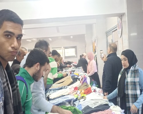 رئيس جامعة بنها: معرض الملابس الخيري يأتي لدعم الطلاب غير القادري