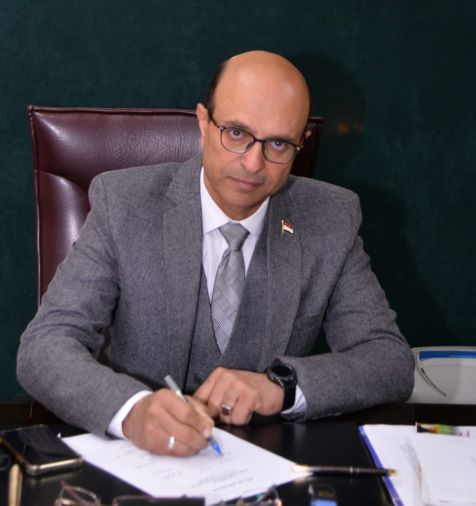 دكتور نوبي حسن 