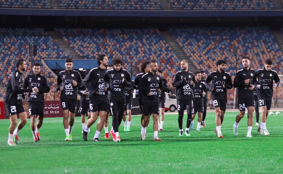 وزير الرياضة يحضر تدريب منتخب مصر