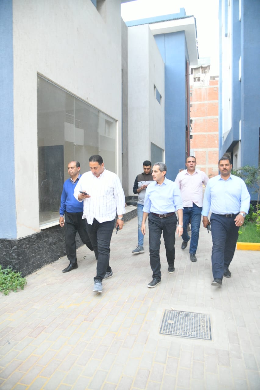 محافظ الغربية يتابع موقف مشروع محطةالبيض وعمارات الاوقاف بالعجيزى