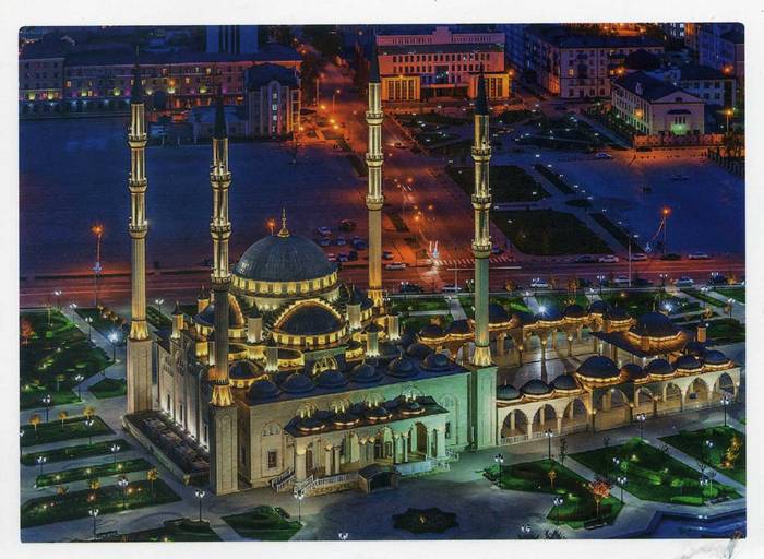 قلب الشيشان .. مسجد يقاوم الحروب والزلازل