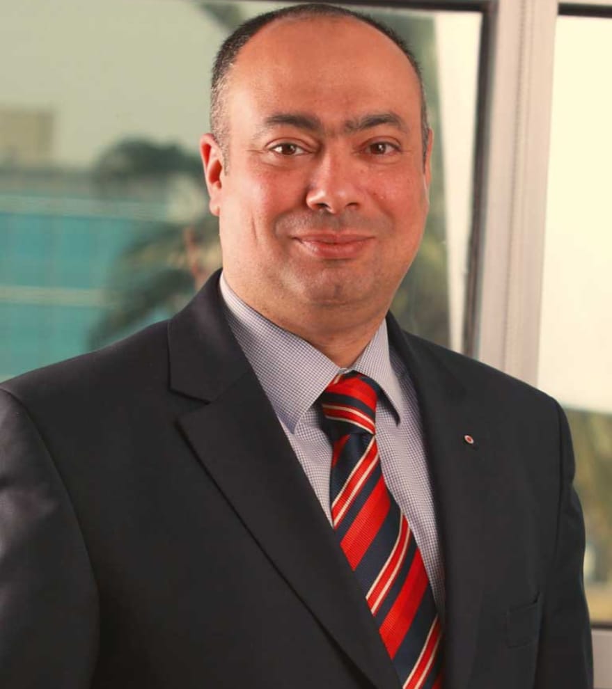 حاتم دويدار