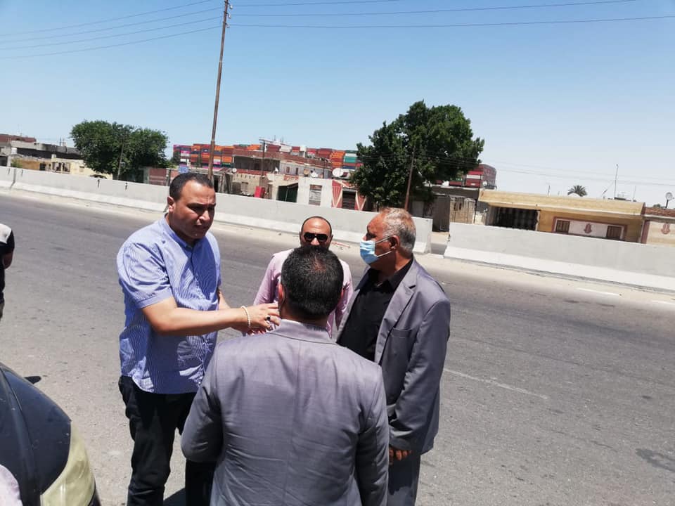 النائب محمد طلبة :لجنة وزارة النقل تفقدت مشكلات الطرق بالقنطرة في الإسماعيلية  ..صور