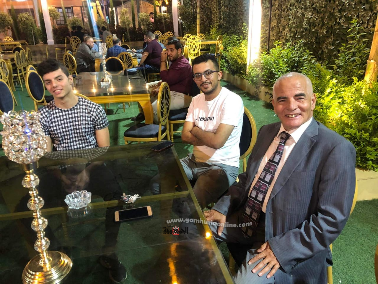 ألف مبروك على الزفاف السعيد  للعروسين 