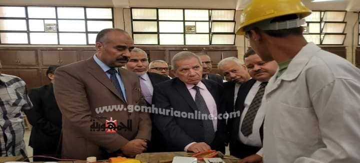 قيادات التعليم الفنى تتابع تنفيذ التقييم النهائي فى امتحانات الدبلومات بالمنوفية
