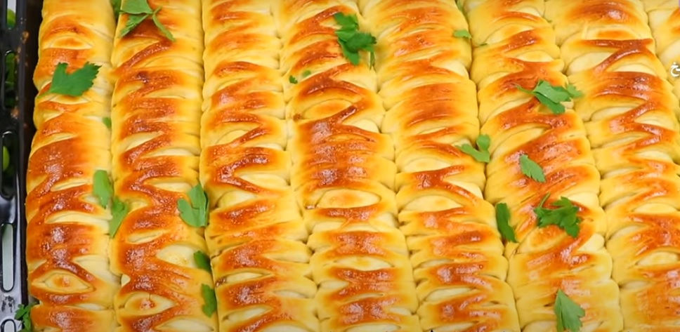 فطائر بحشو الدجاج 