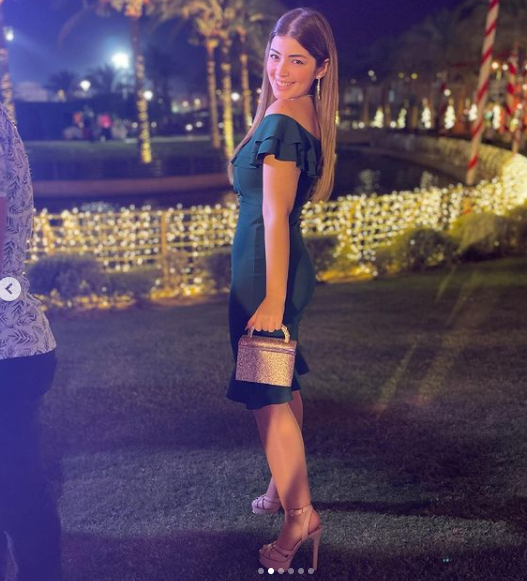 شاهد ..ليلى زاهر تتألق بفستان قصير بملاهي زيد بارك