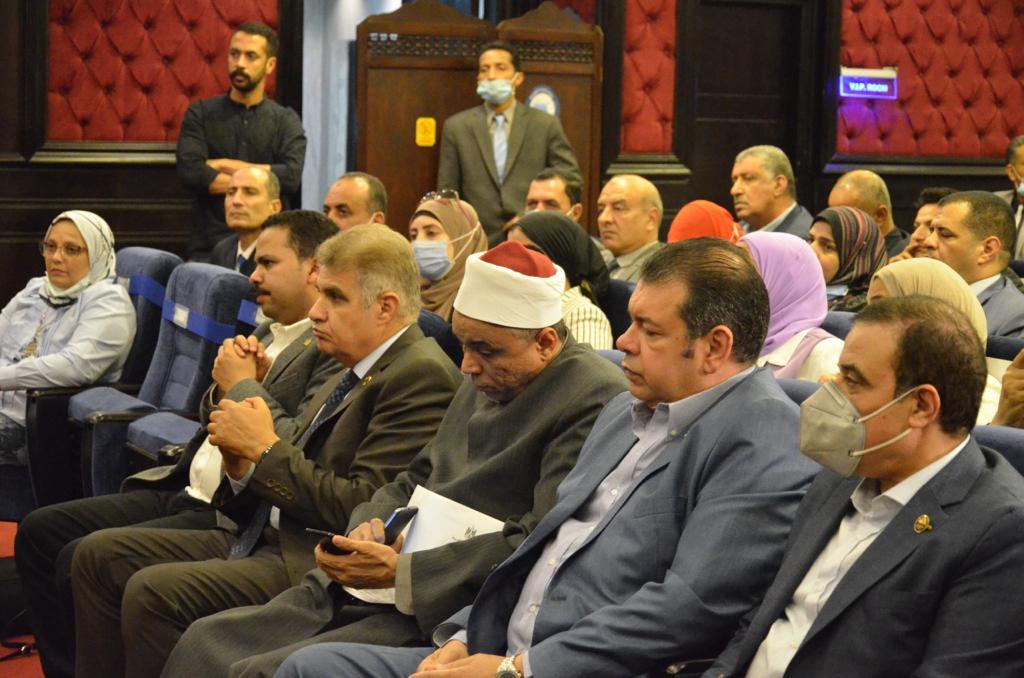 خلال ندوة مستقبل وطن.. وزير الاوقاف: احترام العلم والنشيد الوطنى من ثوابت أعمدة بناء الدولة