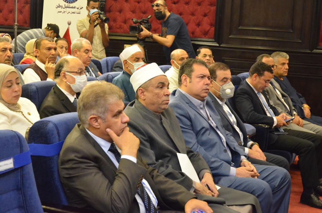 خلال ندوة مستقبل وطن.. وزير الاوقاف: احترام العلم والنشيد الوطنى من ثوابت أعمدة بناء الدولة