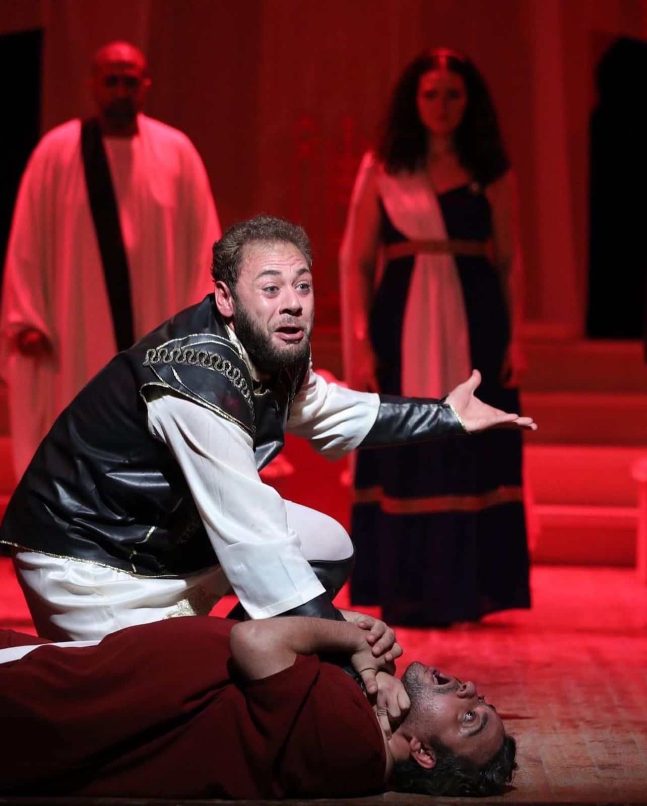 مواعيد عرض مسرحية 