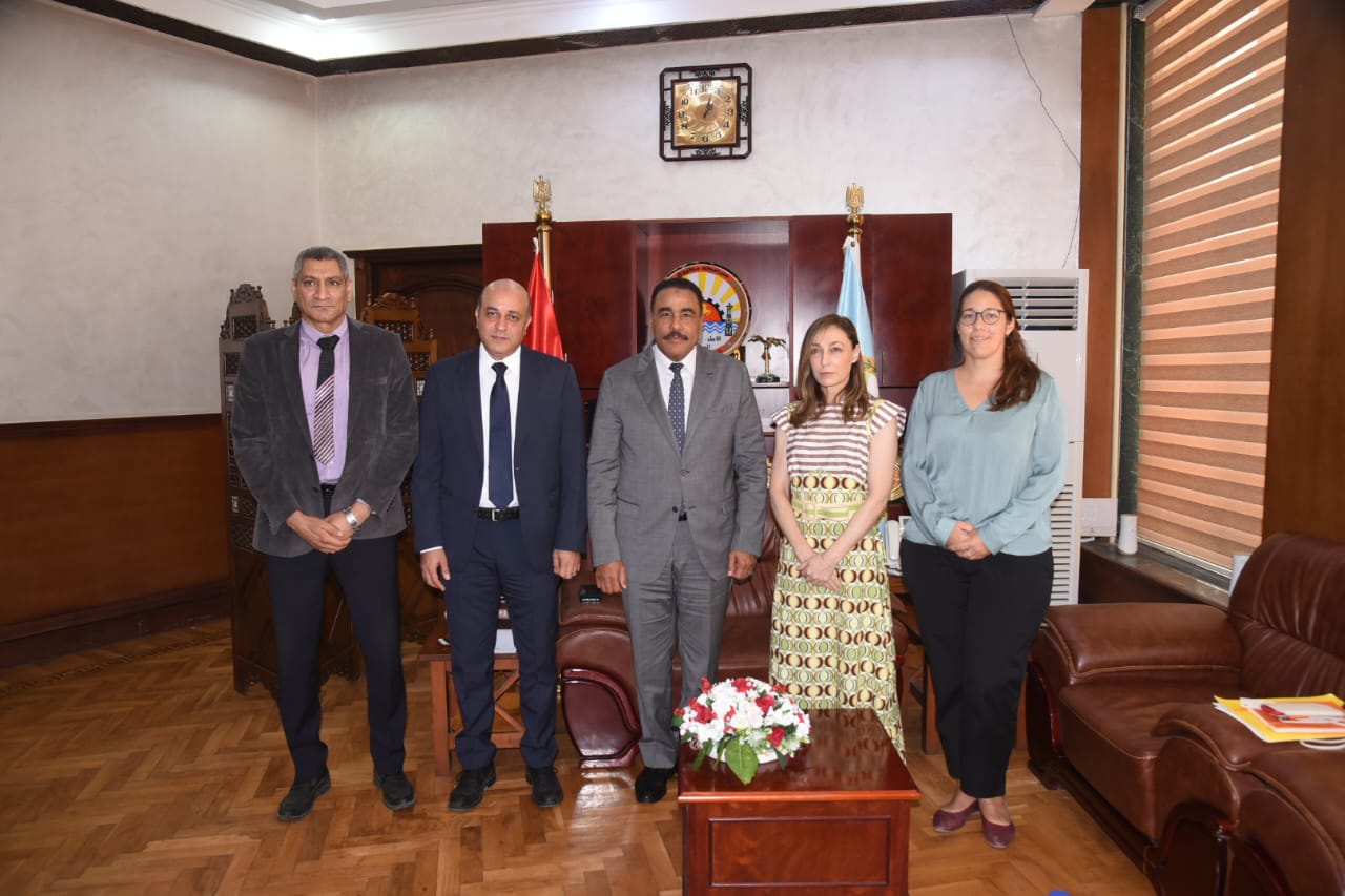 محافظ مطروح يستقبل وفد الوكالة الاسبانية للتعاون الدولي 