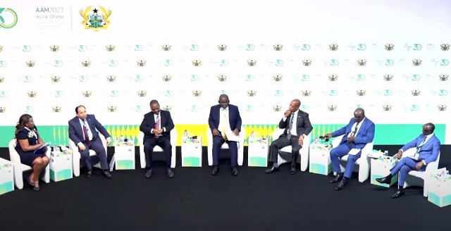 مصر تسلم رئاسة عمومية البنك الأفريقي للتصدير والاستيراد إلى غانا