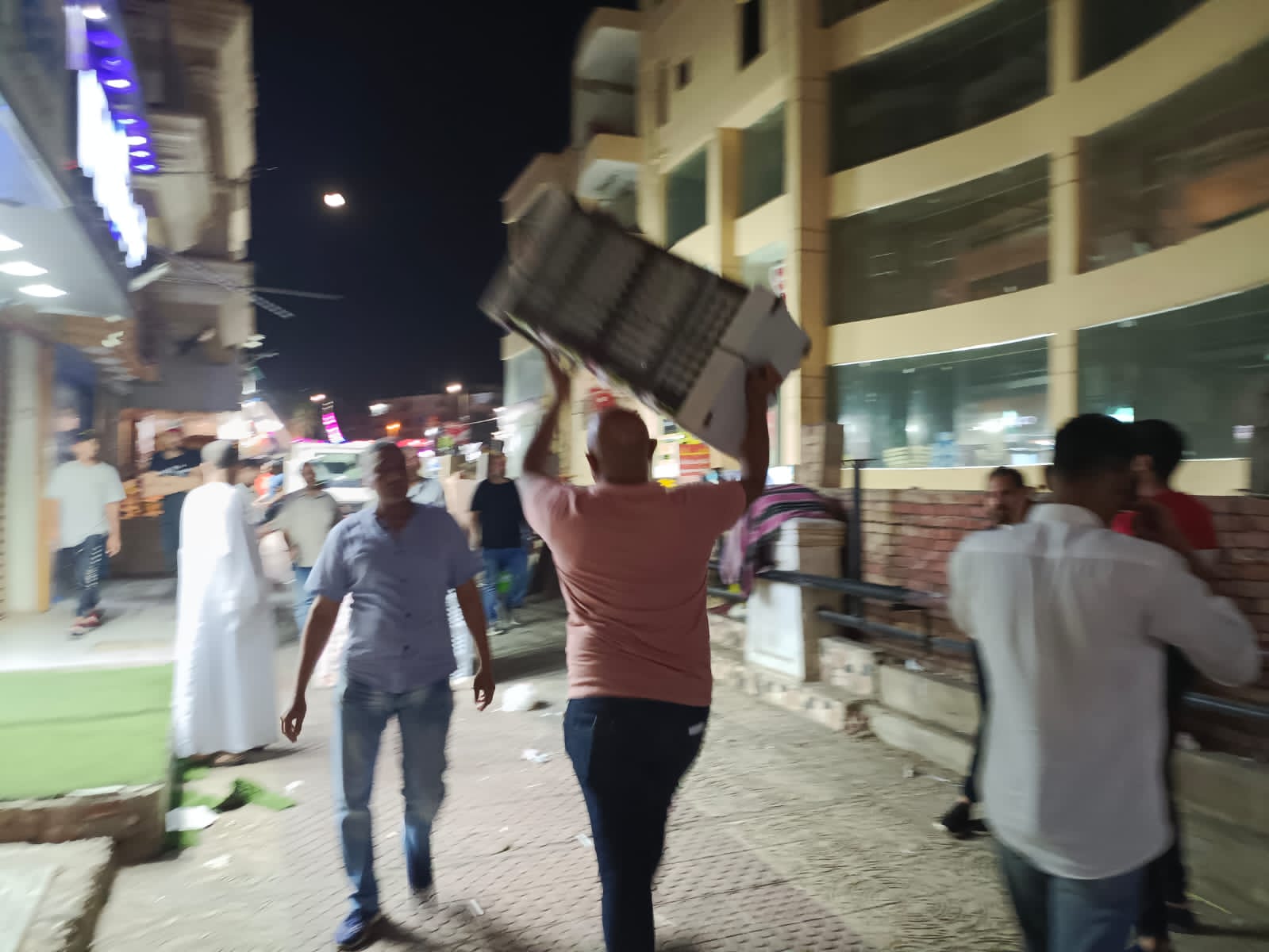 رئيس جهاز مدينة العبور: حملة اشغالات مكبرة ليلية بمعاونة شرطة المرافق