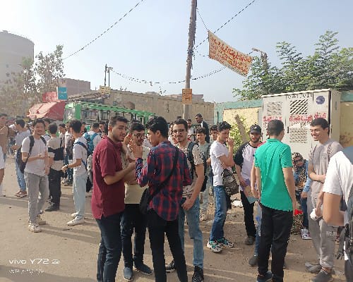 طلاب الثانوية العامة