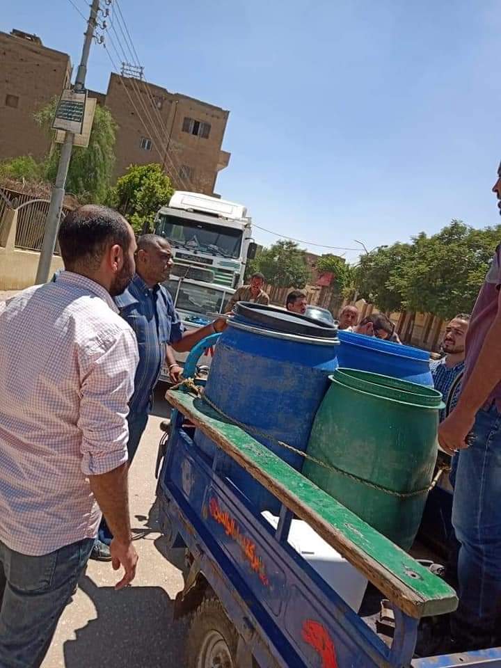 ضبط 500 لتر لبن فاسد ببنى سويف.