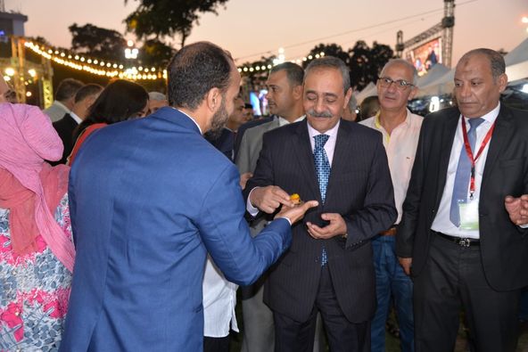 لأول مرة..بازار لأنواع ومصنعات المانجو في الإسماعيلية..صور