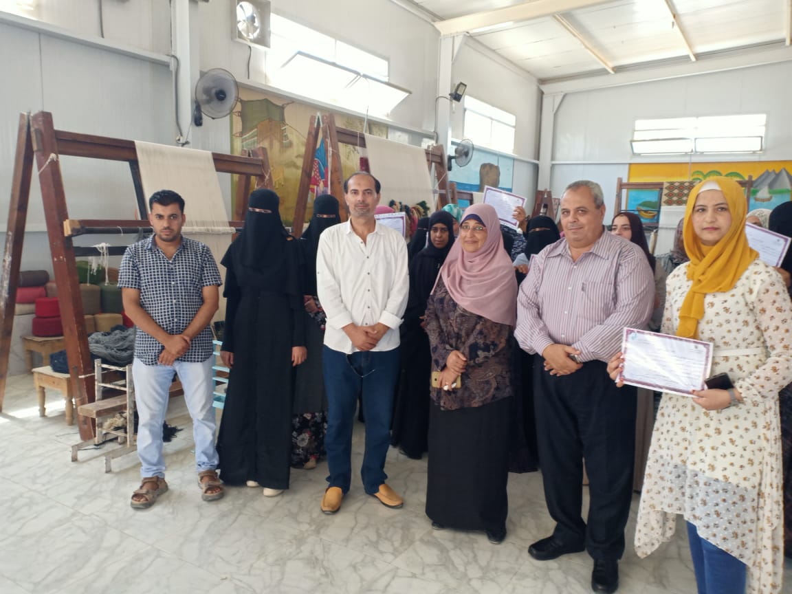 التنمية المستدامة يختتم الدورة التدريبية المشغولات اليدوية للمرأة المعيلة بمطروح