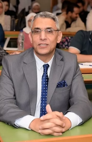 طب قصر العيني تشارك في إصدار علمي مرجعي عالمي.. تفاصيل