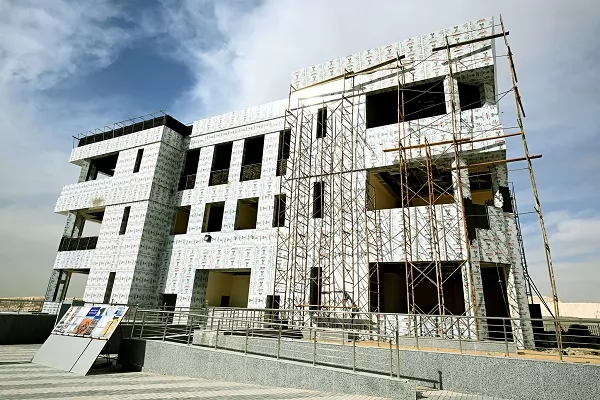 رئيس الوزراء يتفقد الموقف الإقليمي في مدينة المنيا الجديدة