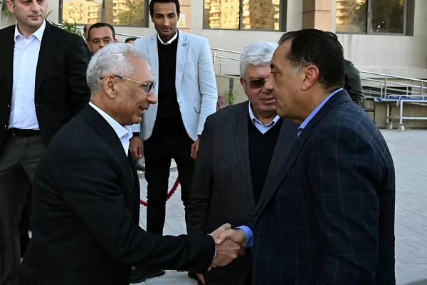 رئيس الوزراء يتفقد المستشفى الثلاثي الجامعي ويفتتح فندق الجامعة 