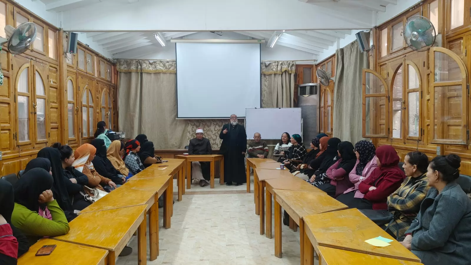  لاجل حياة كريمة  دورة تدريبية لتنمية قرية الروبي غرب سمالوط 