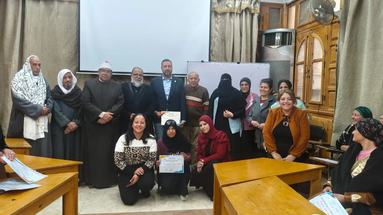  لاجل حياة كريمة  دورة تدريبية لتنمية قرية الروبي غرب سمالوط 