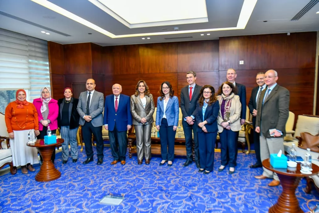 منال عوض: نسعى للتعاون في تنفيذ منظومة رقابة لحظية للمحميات الطبي