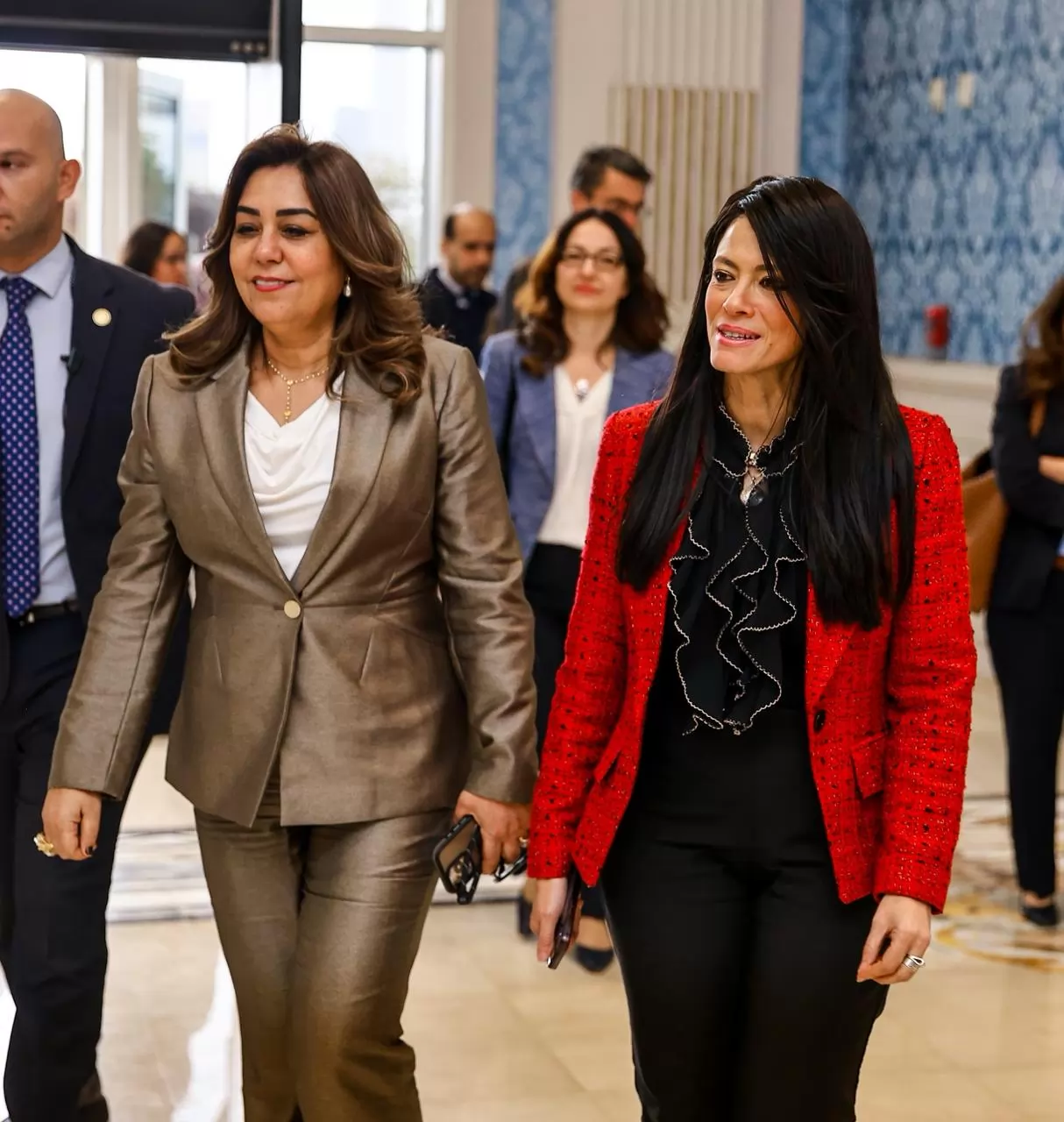 المشاط ومنال عوض يترأسان اجتماع مشروع تلوث الهواء بالقاهرة الكبرى