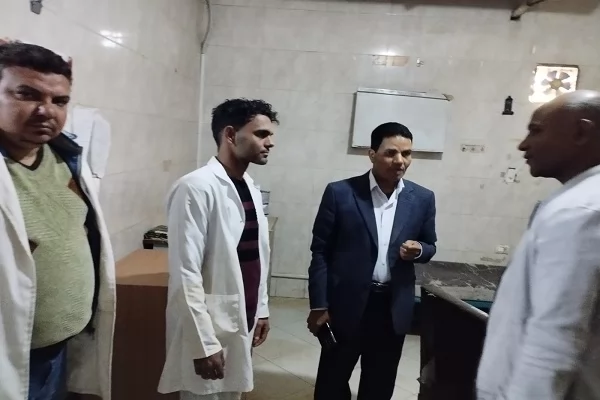  وكيل صحة الأقصر يتفقد سير العمل بمستشفى القرنة 