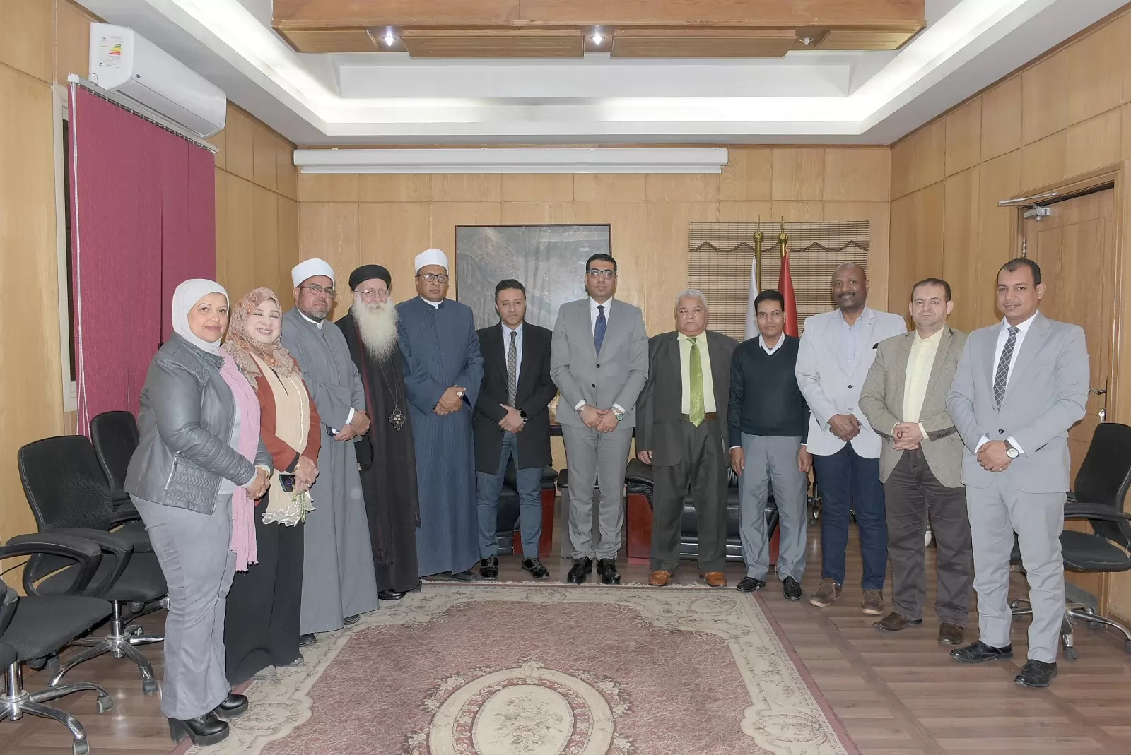 نائب محافظ الأقصر يترأس اجتماع اللجنة المحلية الدائمة 