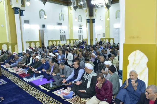 محافظ الأقصر يشهد الاحتفال بليلة النصف من شعبان 