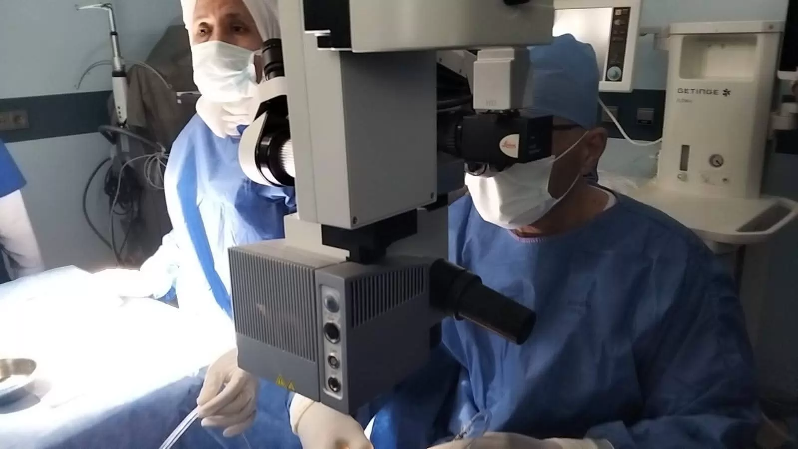 جامعة القناة تواصل دورها المجتمعي بإجراء جراحات عيون مجانية