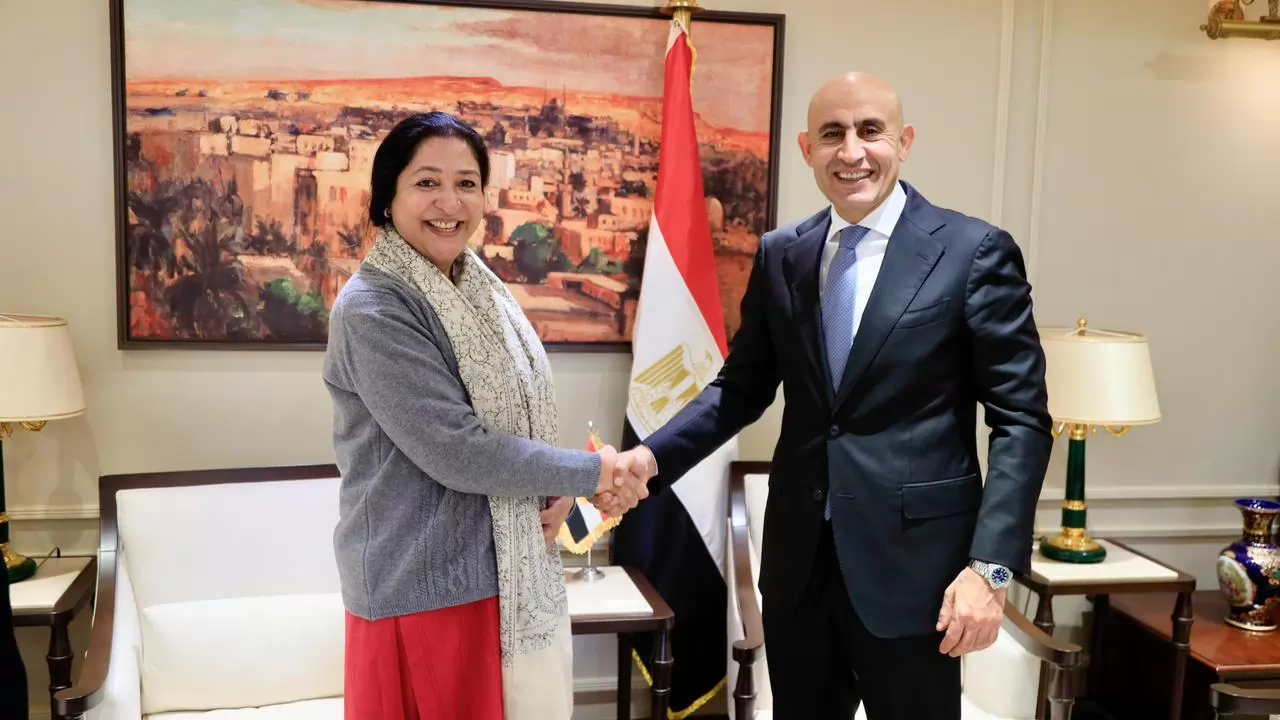 وزير التعليم يبحث مع وزيرة التعليم الباكستانية سبل تعزيز التعاون