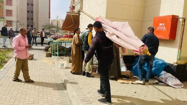 المخالفين على صفيح ساخن فى حدائق العاصمة بسبب مطاردات الجهاز.. با