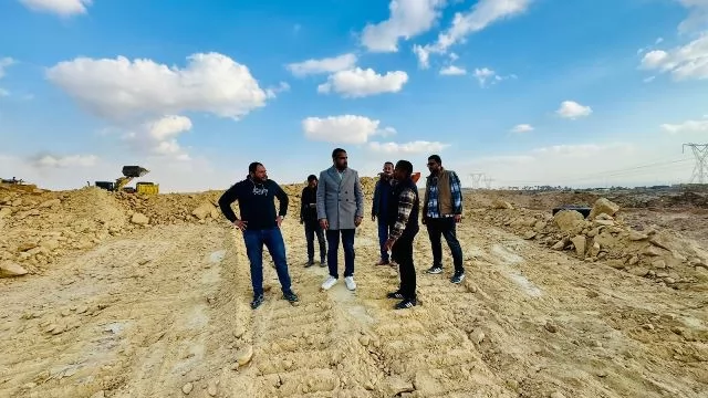 تعرف على أحدث مشروعات الزراعة والطرق والإنارة فى العبور الجديدة..