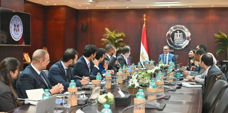 وزير الاستثمار يلتقي ممثلي موديز لاستعراض تطورات الاقتصاد المصري