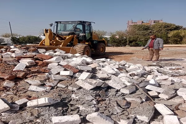 إزالة قاعة أفراح مخالفه بفرشوط 