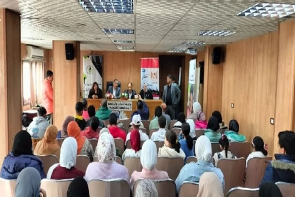 وكيل شباب القليوبية يشهد ندوة توعوية لترشيد استهلاك المياه